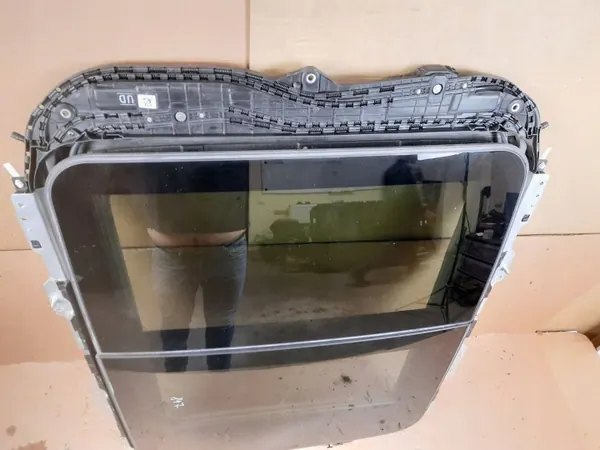 Honda HR-V taklucka OEM 7712041 - Begagnad image 5