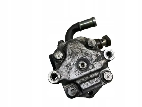 Pompe de direction assistée VW Passat B5 8D0145177Q 1.9L Diesel 1998 image 3