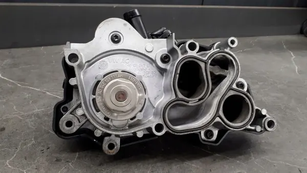 Set Pompa Acqua Termostato VW Passat B8 1.4 image 4