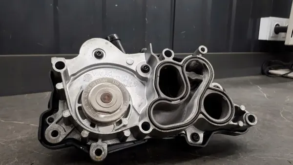 Set Pompa Acqua Termostato VW Passat B8 1.4 image 6