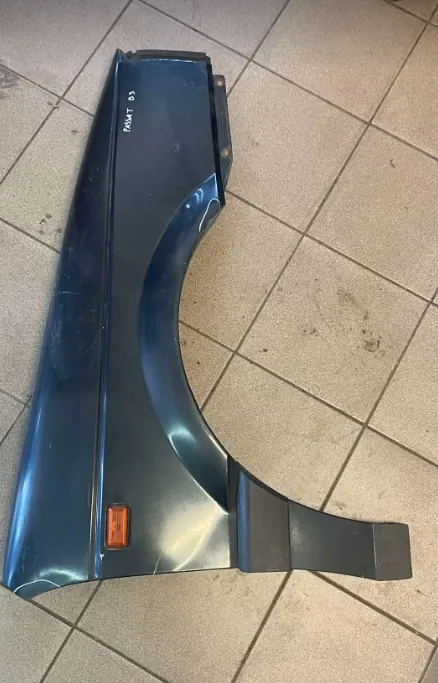 Parafango anteriore destro Volkswagen Passat B3 image 2