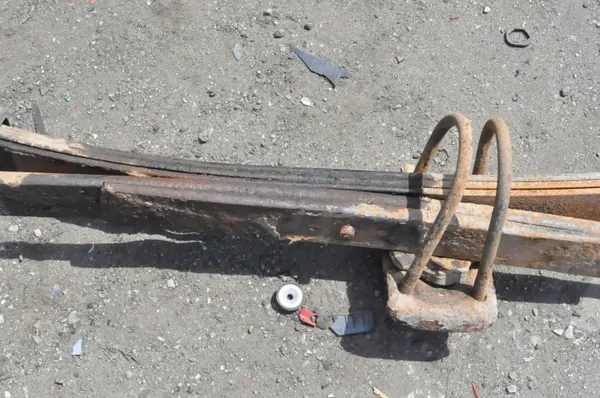 Ressort à lames arrière Ford Ranger IV OEM 391123 image 4