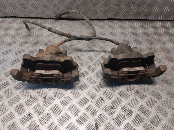 Bromsskivor + Belägg + Bromsok VW Touran Fram image 6