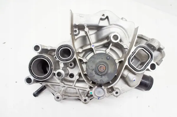 Vattenpump UW092 32208947 för Volvo XC40 T3 1.5i image 3