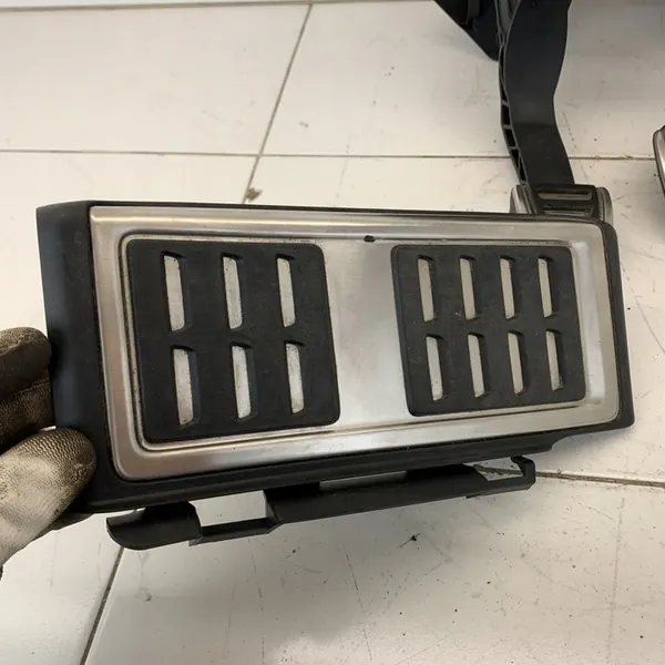 R-line Pedale Gas Bremse Kupplung VW GOLF VIII 5H image 5