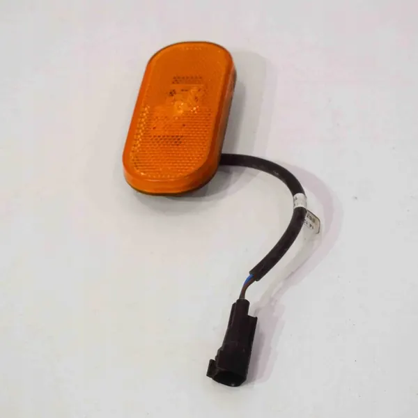 Luz de Estacionamiento Ford Transit BK31-15442-CB image 3
