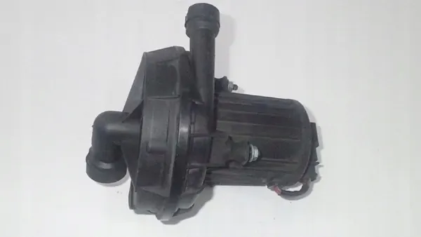 Pompe à air secondaire Audi A8 D3 W12 image 1