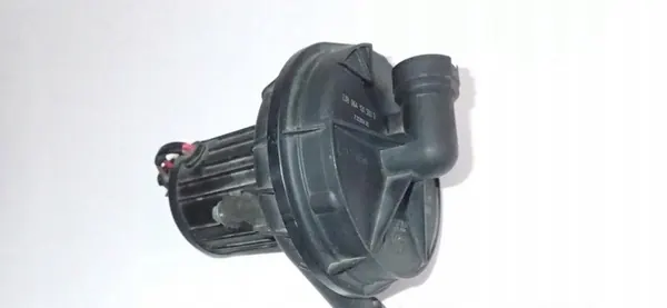 Pompe à air secondaire Audi A8 D3 W12 image 5