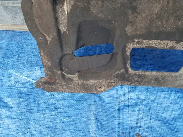 BMW F10 F11 Underbody Shield 8037629 image 6