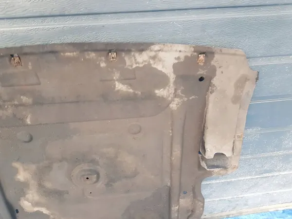 BMW F10 F11 Underbody Shield 8037629 image 7