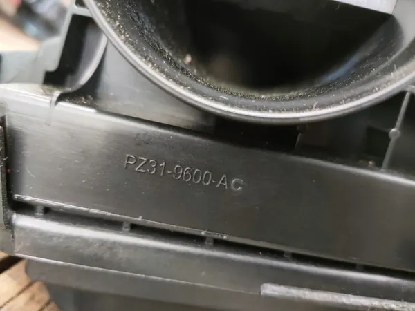 PC3A-12B579-AB Luftfilterhus & Sensor Transit image 5