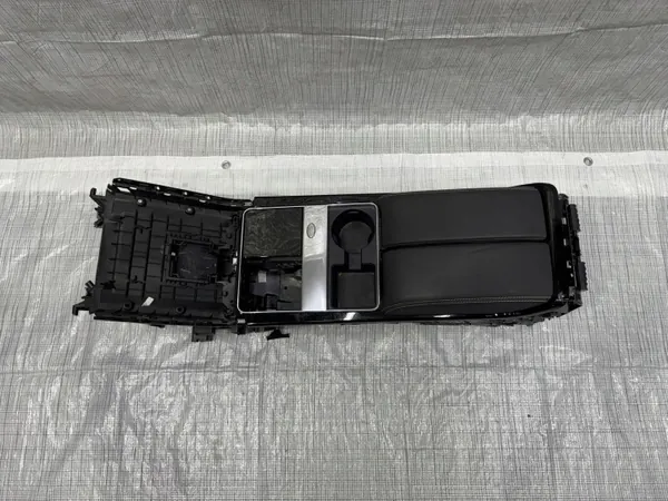 Accoudoir VELAR - PODŁOKIETNIK pour Land Rover Velar L560 image 2