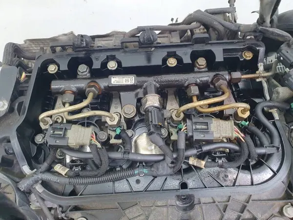 OEM Kokonaiskone 2.0 HDI RH02 RHH 10WAPK image 4
