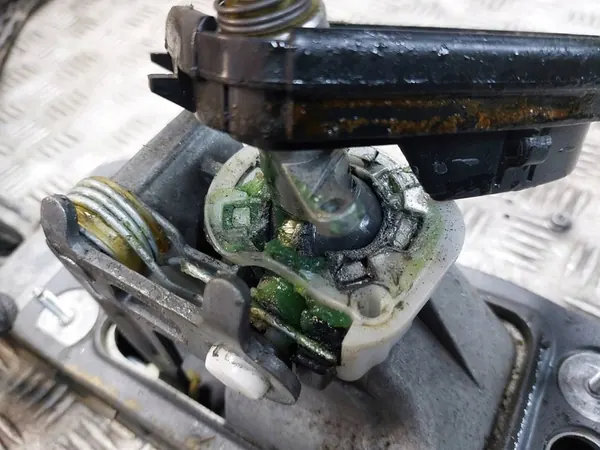 Vaihteensiirto + Kaapelit SEAT ALTEA XL 1.9 TDI image 6