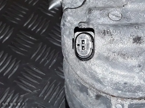 Compressore aria condizionata Audi A5 2015 2000tdi OEM 8t0260805p image 8