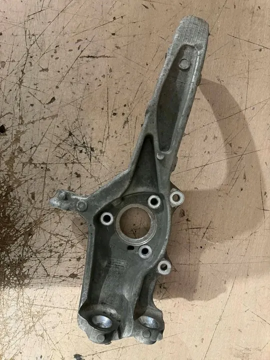 Snodo anteriore destro Tesla Model 3 Highland OEM 1344316-00-C image 2