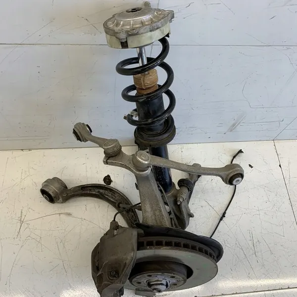 Mozzo anteriore destro Audi A5 3.0 TDI 2019 image 4