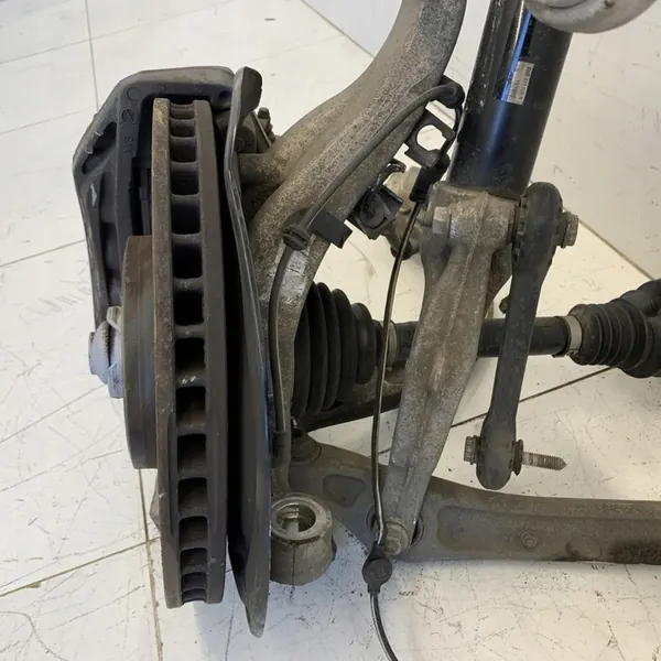 Mozzo anteriore destro Audi A5 3.0 TDI 2019 image 8