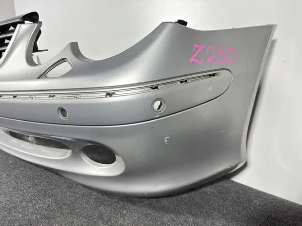 MERCEDES CLK A209 W209 02-05 Parachoques delantero image 5