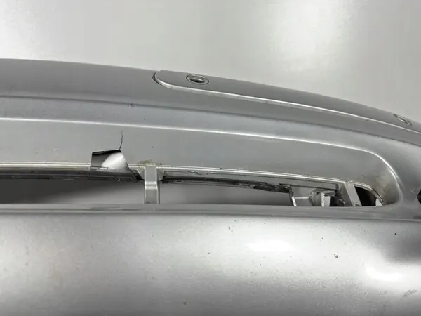 MERCEDES CLK A209 W209 02-05 Parachoques delantero image 8