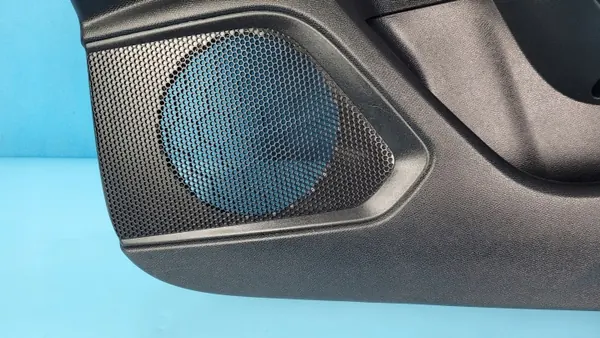 OEM 98373069ZD Panel de Puerta Derecho Delantero image 4