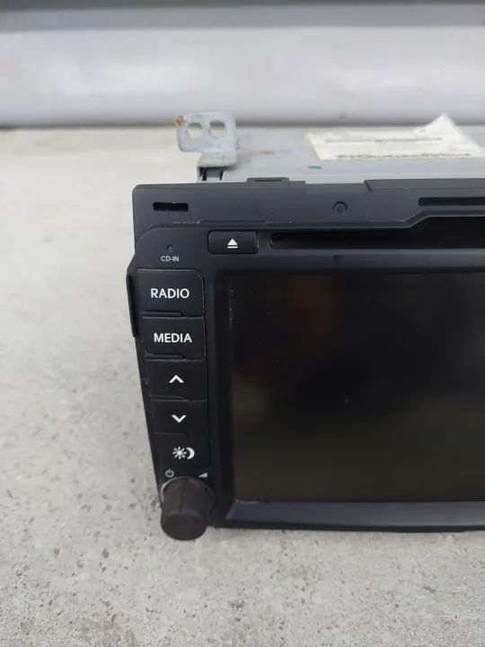 Radio Navigation KIA SPORTAGE III OEM 96560 3U500WK image 3