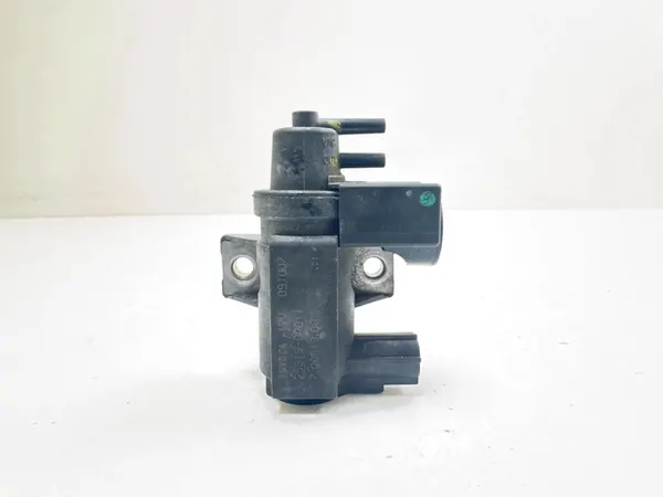 Vanne électromagnétique TOYOTA AVENSIS 2.2L diesel 2010 image 1