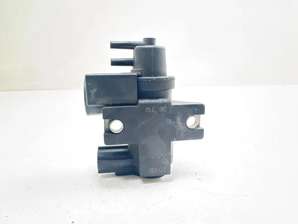 Vanne électromagnétique TOYOTA AVENSIS 2.2L diesel 2010 image 3