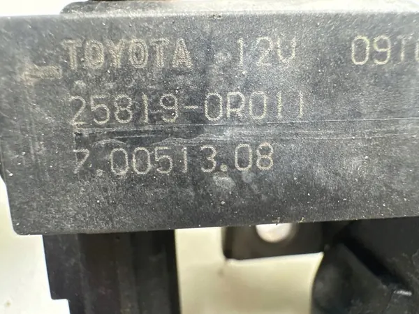 Vanne électromagnétique TOYOTA AVENSIS 2.2L diesel 2010 image 4