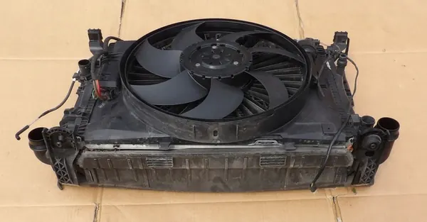Compleet radiateur ventilator set Mercedes W246 W176 W117 image 4