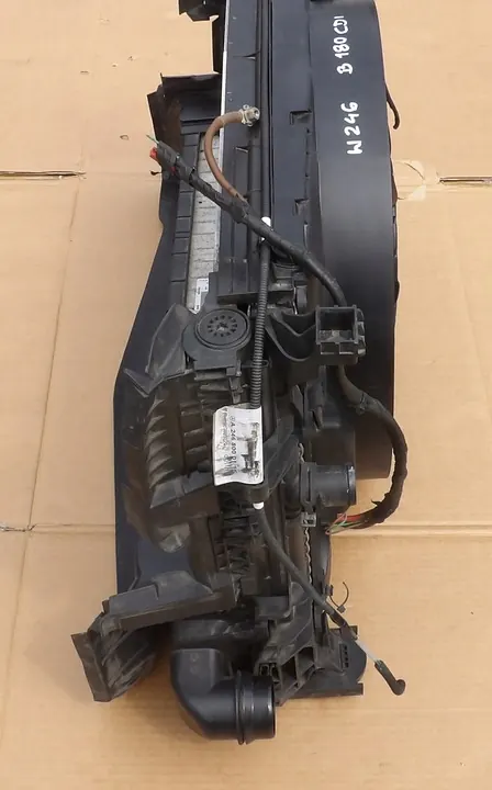 Compleet radiateur ventilator set Mercedes W246 W176 W117 image 5