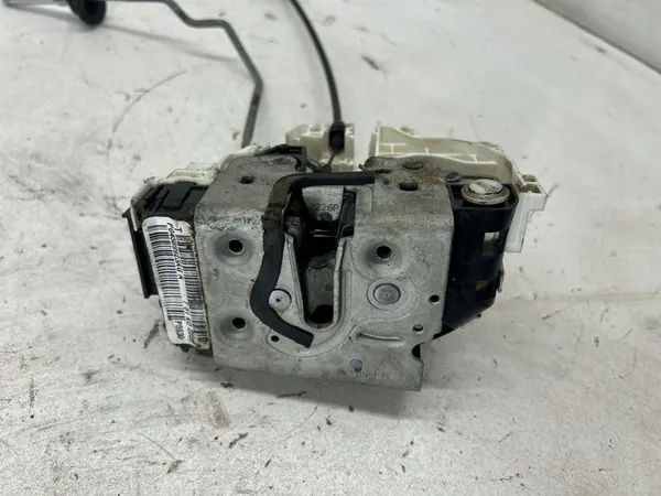 Hintertürschloss linke Seite Dodge Durango 04589923AG image 6