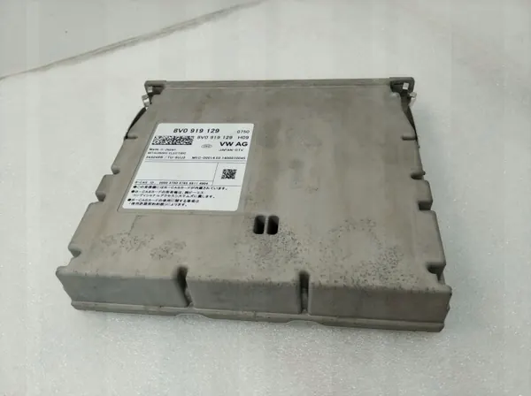 Sintonizador Digital Audi OEM 8V0919129 - Usado image 9