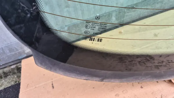 Mercedes W211 Sedan Taka Kori Las OEM - Vihreä image 3
