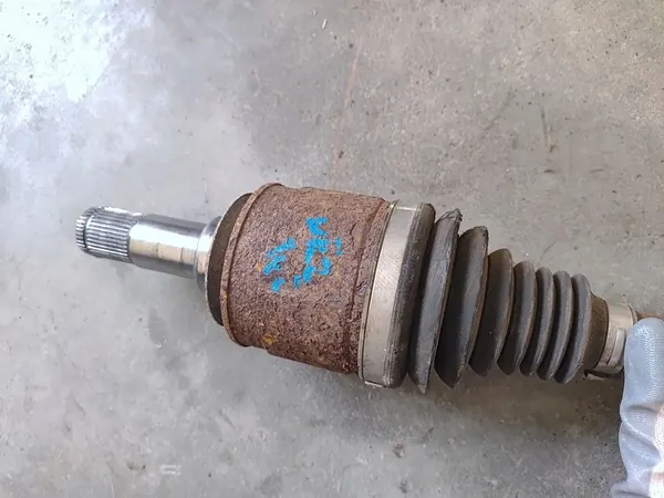 Jeep Grand Cherokee WK2 19-22 Höger Bakaxel 3.6 4x4 OEM image 4