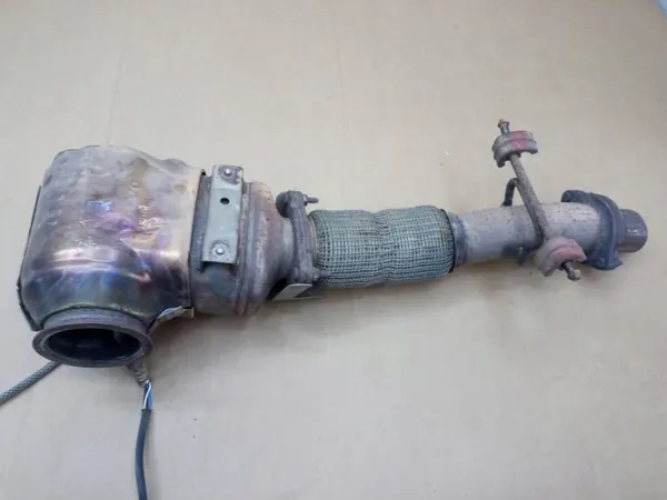 Volvo V40 2016 DPF-filter OEM 31422068 - Begagnad image 3