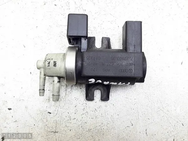 Soleinoïde de valve à vide VW Touareg 2006 2500tdi OEM 8e0906627a image 2