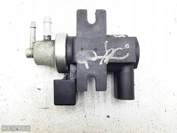 Soleinoïde de valve à vide VW Touareg 2006 2500tdi OEM 8e0906627a image 3