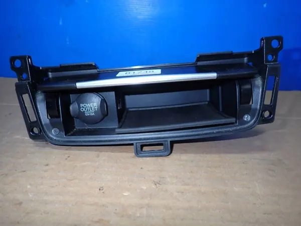 Ford Mondeo MK IV Vorderer Aschenbecher OEM BS71A04788BA image 2