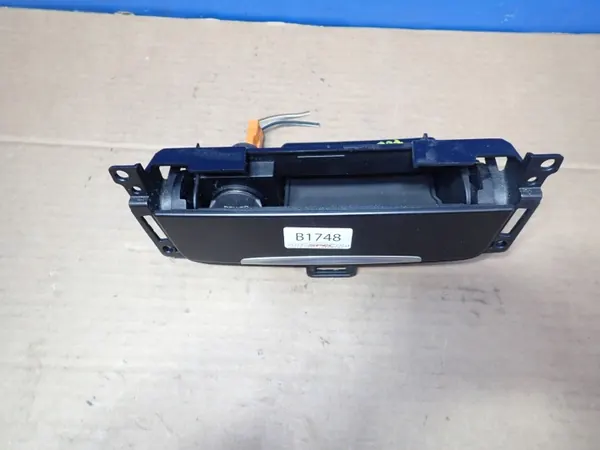 Ford Mondeo MK IV Vorderer Aschenbecher OEM BS71A04788BA image 3