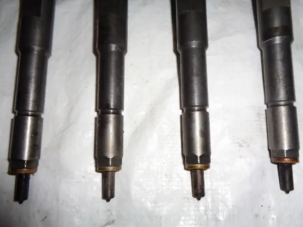 Injector Renault OE OEM 0445110652 para 1.5 DCI image 4