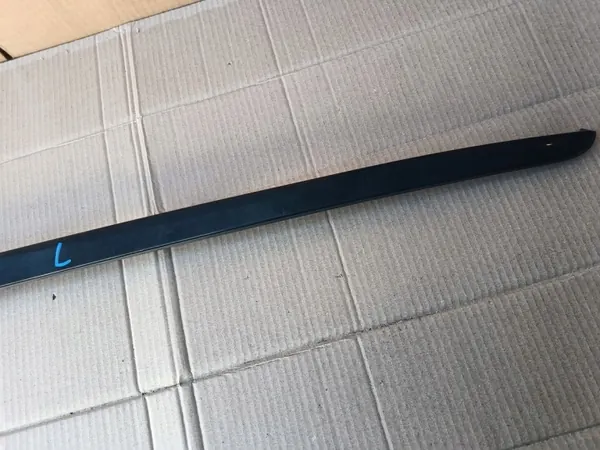OEM 9810112080 Linker voorruitlijst Peugeot 3008 II image 3
