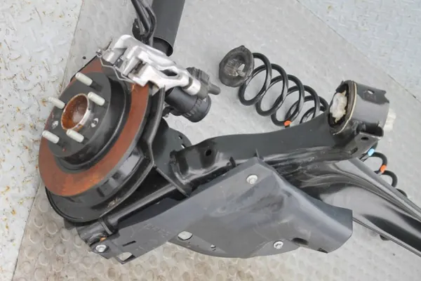 Achterophanging Balk OEM ZAWIESZENIETYLCX30 Mazda CX-30 image 3