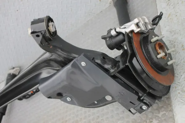 Achterophanging Balk OEM ZAWIESZENIETYLCX30 Mazda CX-30 image 4