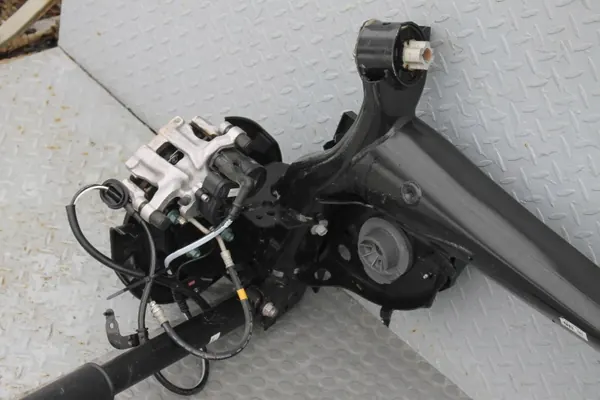Achterophanging Balk OEM ZAWIESZENIETYLCX30 Mazda CX-30 image 7