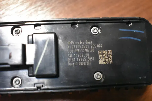 Raam Bedieningspaneel Mercedes W167 image 5