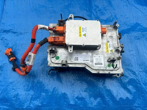 OEM 9838854680 Inversor para Peugeot 208 II Elétrico image 2
