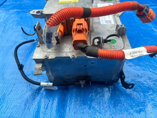 OEM 9838854680 Inversor para Peugeot 208 II Elétrico image 9