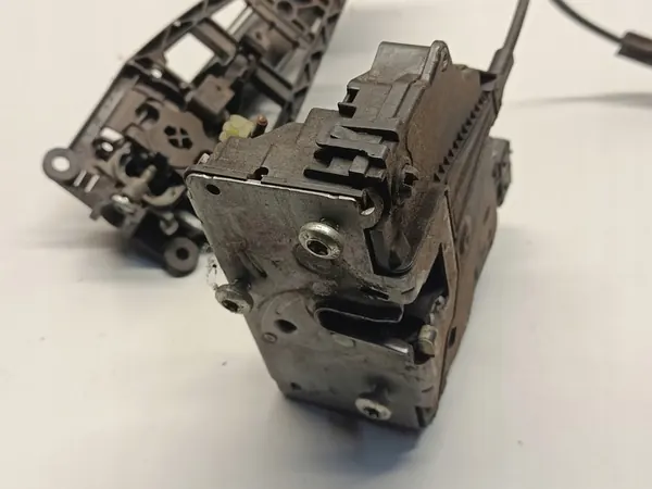 Bakre Höger Dörrlås Opel Corsa D 13258268ES image 5