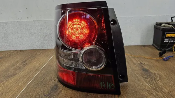 Luz trasera izquierda Range Rover Sport L320 image 3